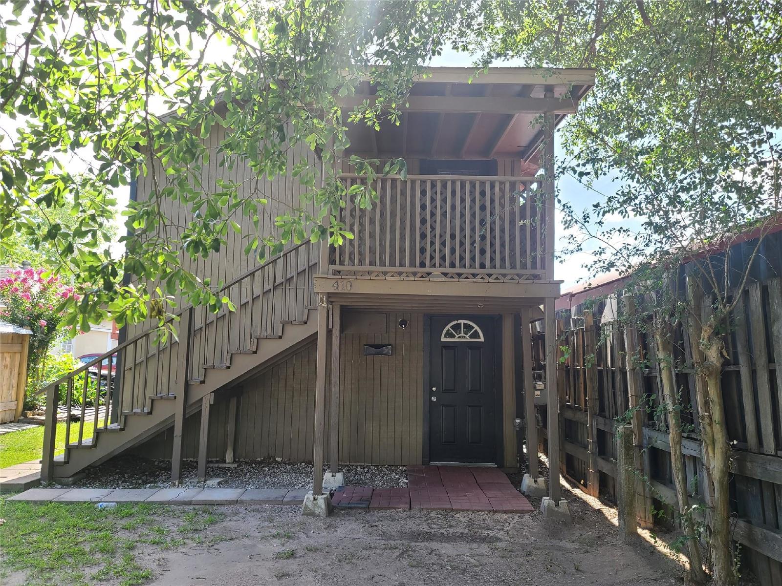 1 Bedroom Rental – 410 N. Avenue D, Humble, TX, 77338
